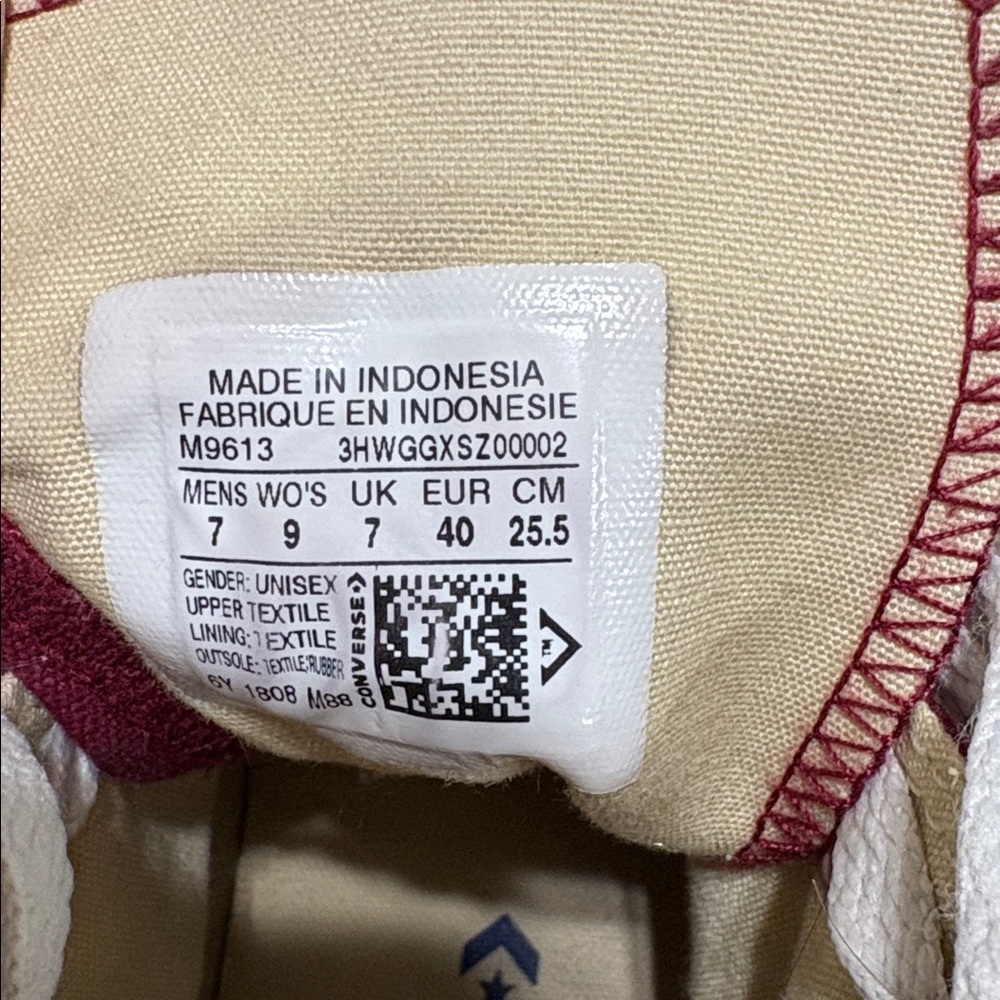 Dark red/maroon high top converse - Picture 3 of 6